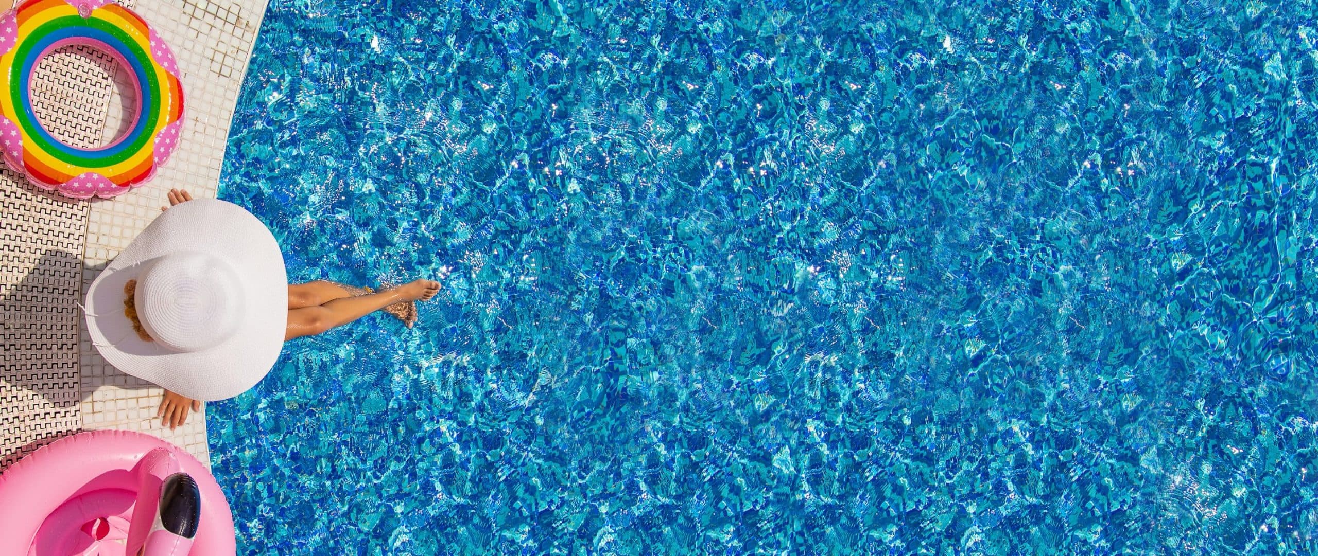 child splashes water in the pool selective focus 2026 03 17 09 04 25 utc